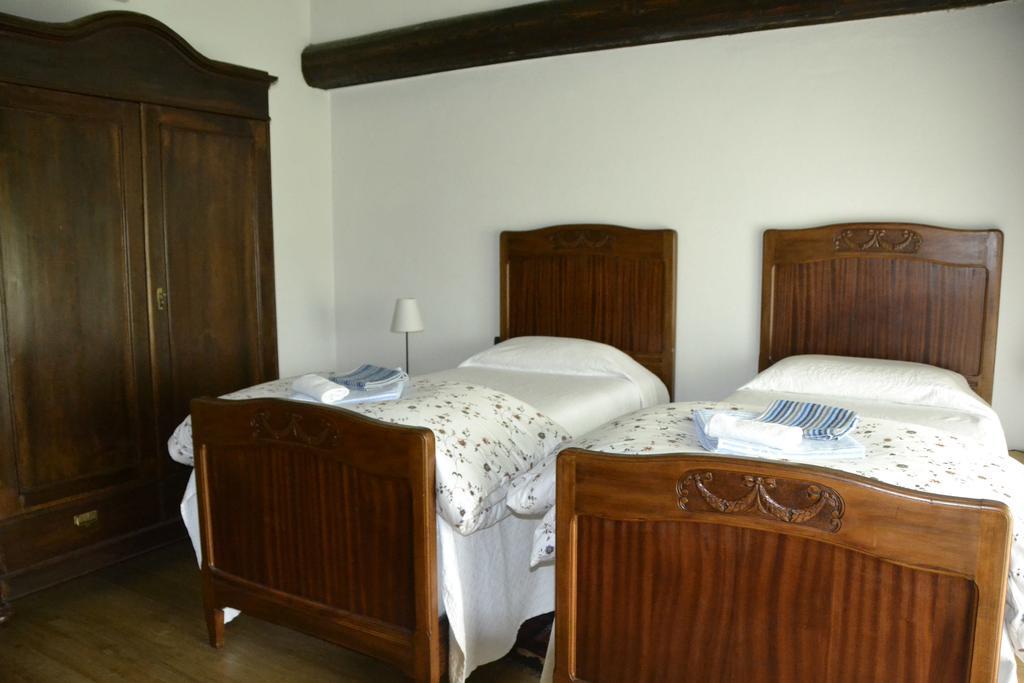 Agriturismo La Pieve Dogliani Rum bild
