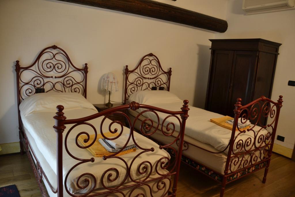 Agriturismo La Pieve Dogliani Rum bild