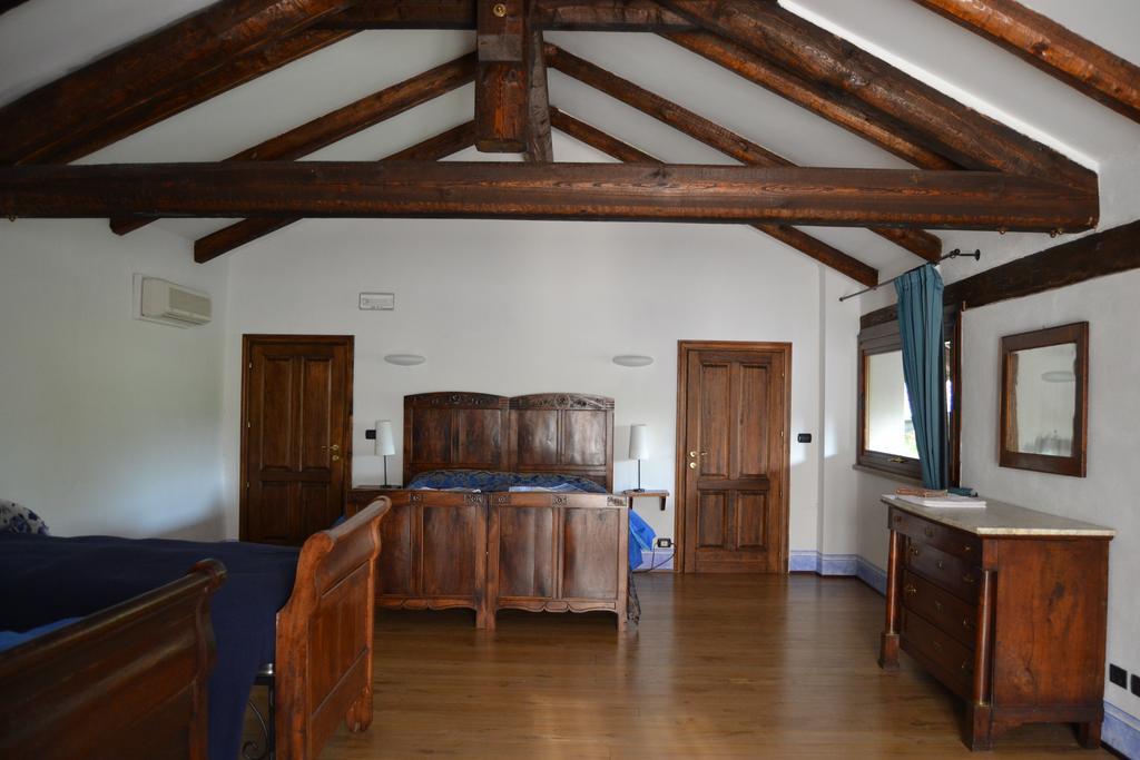Agriturismo La Pieve Dogliani Rum bild